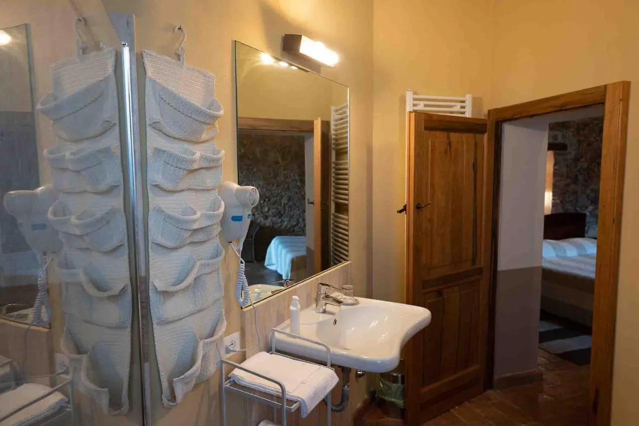 Agriturismo Bio Fattoria Di Pietra Giuncarico 0*,  Italien