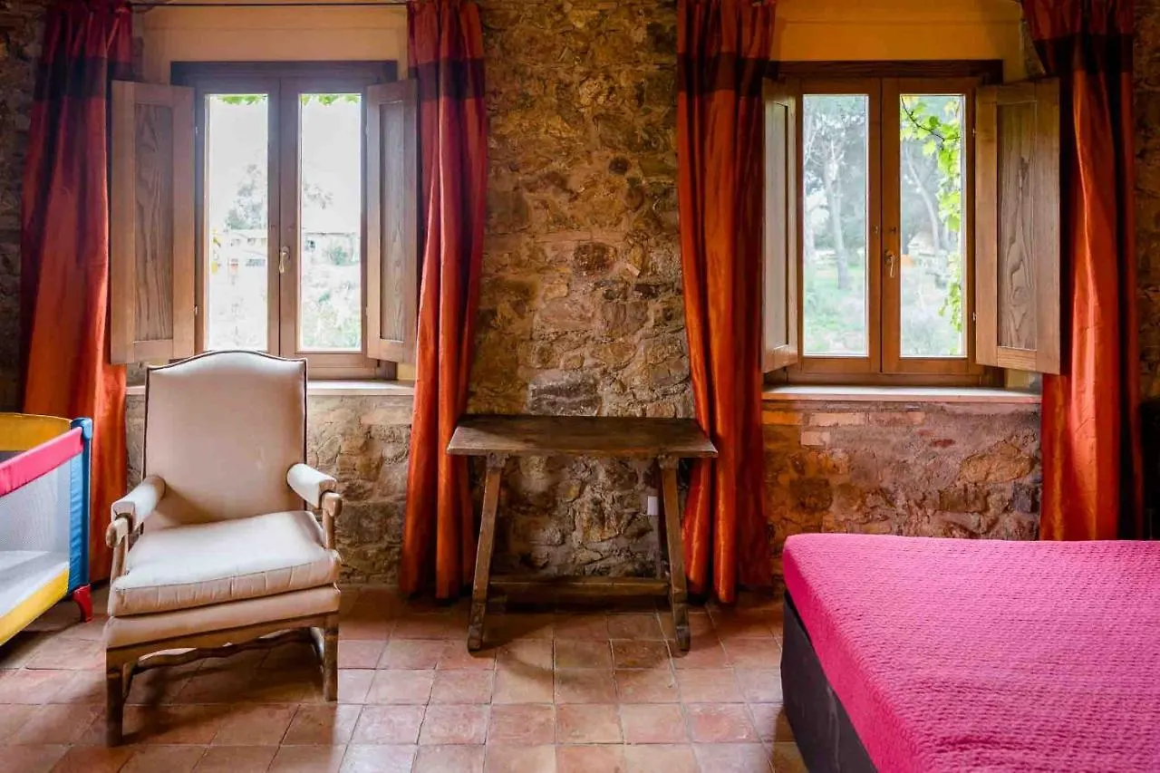 Lantställe Agriturismo Bio Fattoria Di Pietra Giuncarico Italien