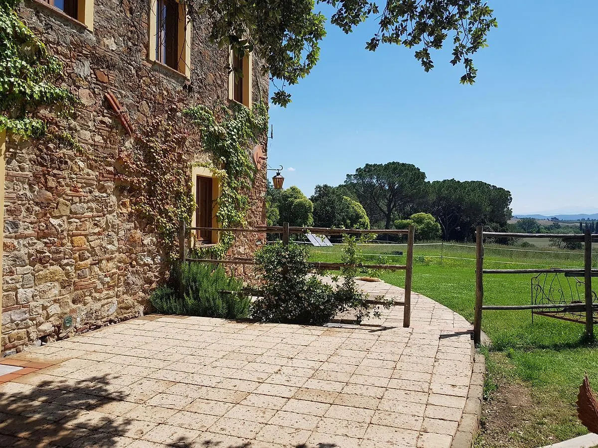 Agriturismo Bio Fattoria Di Pietra Giuncarico Lantställe